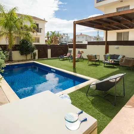 Villa Oasis *