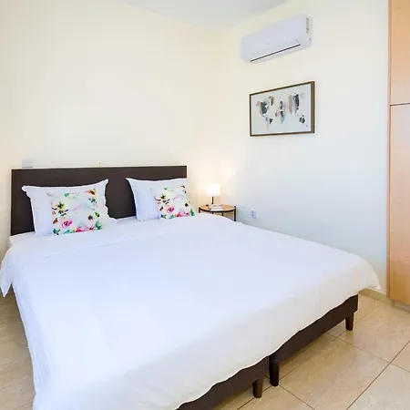 Villa Oasis Pernera