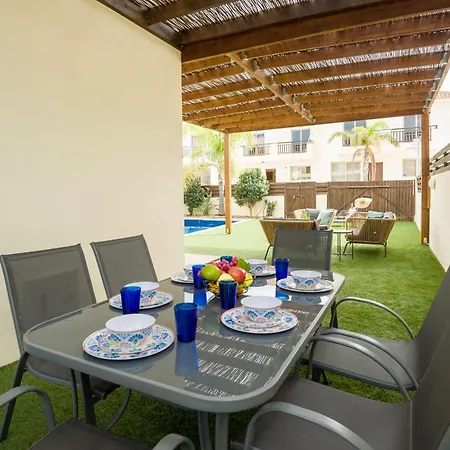 Villa Oasis *