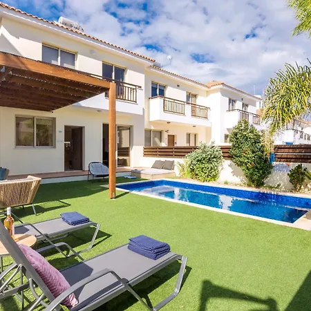 Villa Oasis Villa *