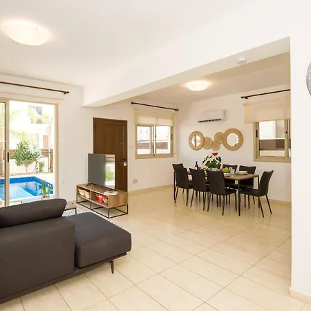 Villa Oasis Villa *